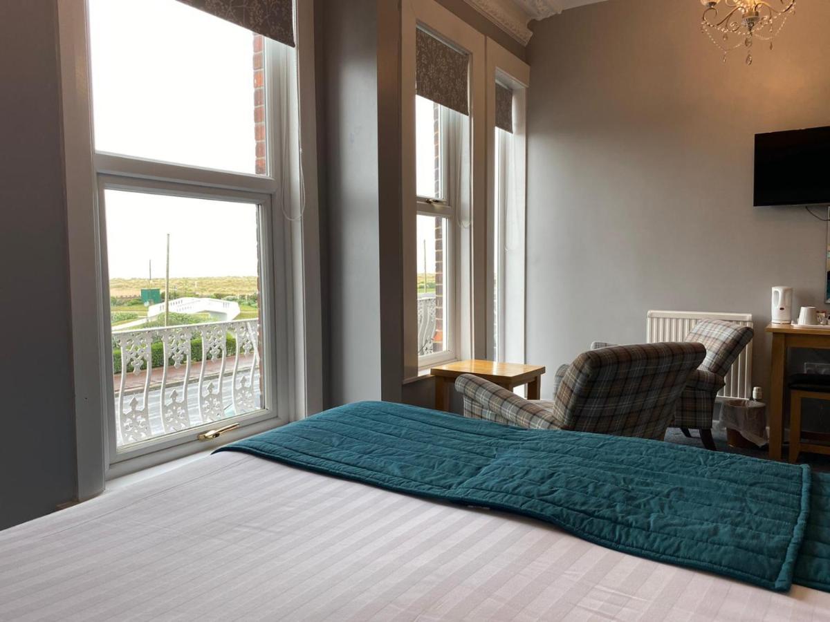 Furzedown Hotel Грейт-Ярмут Экстерьер фото